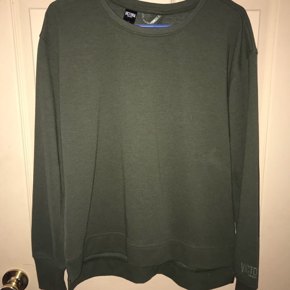 Sweater - Picture 1 of 3